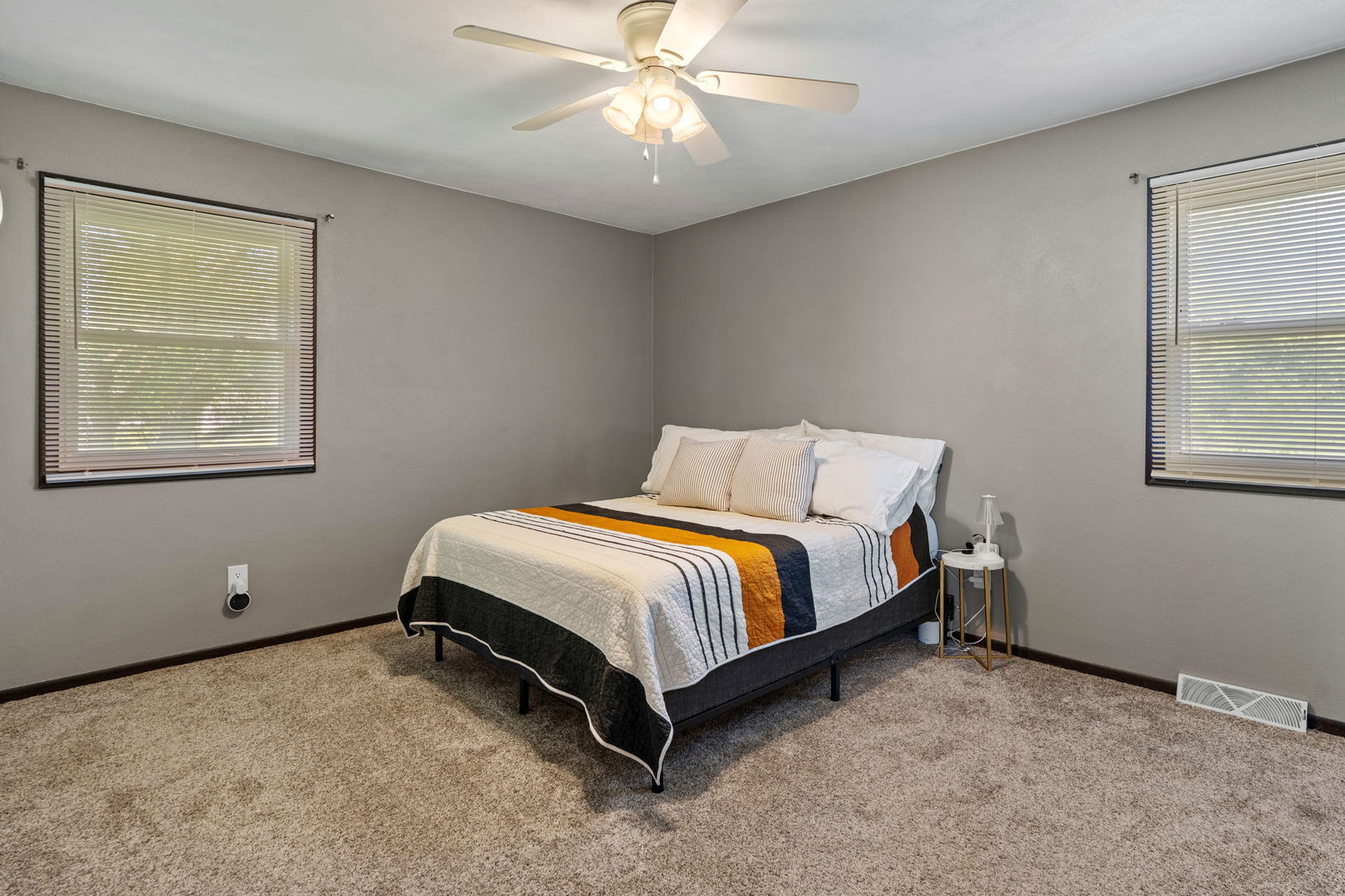 25 Woodcrest Drive Property Photo 14