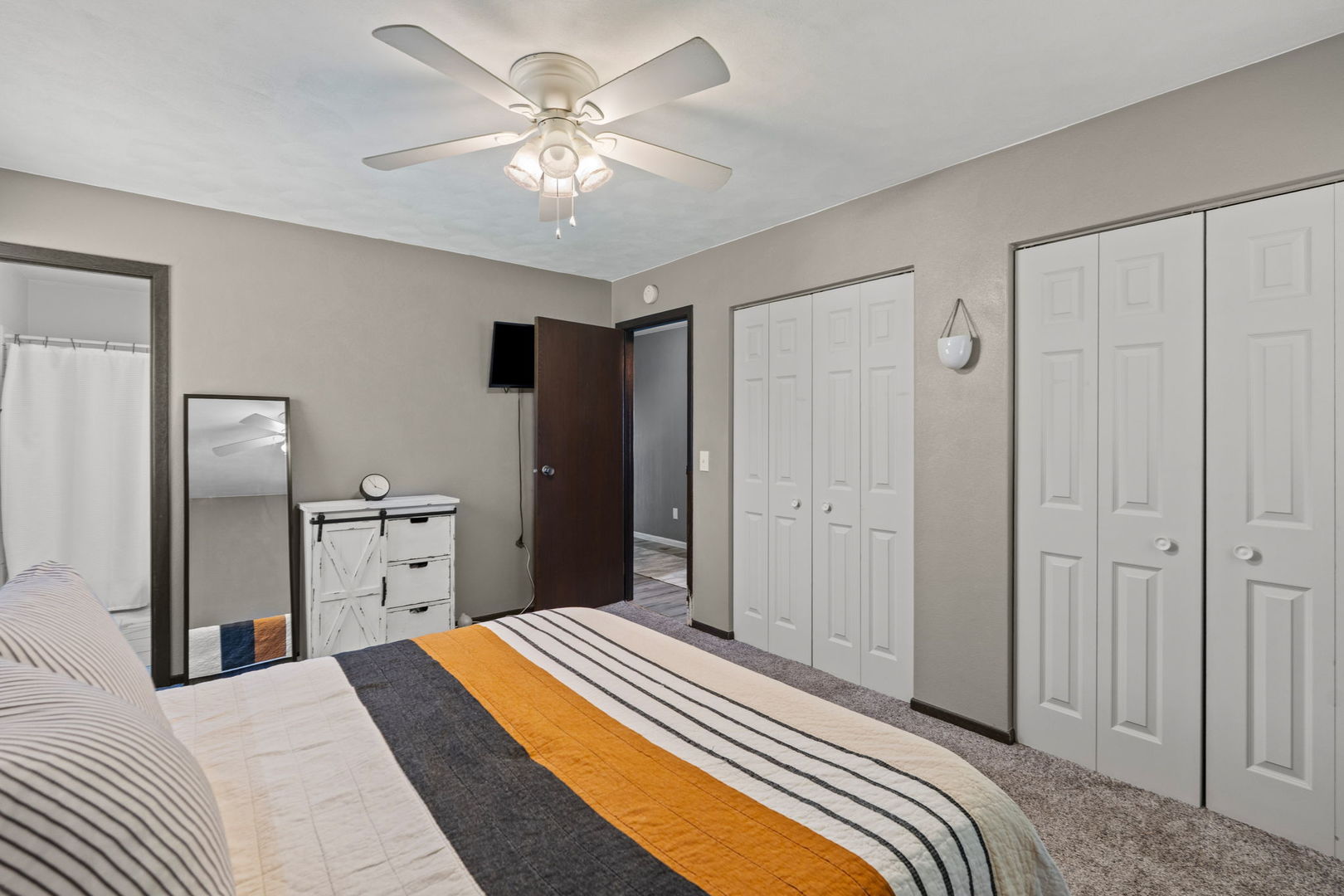 25 Woodcrest Drive Property Photo 15