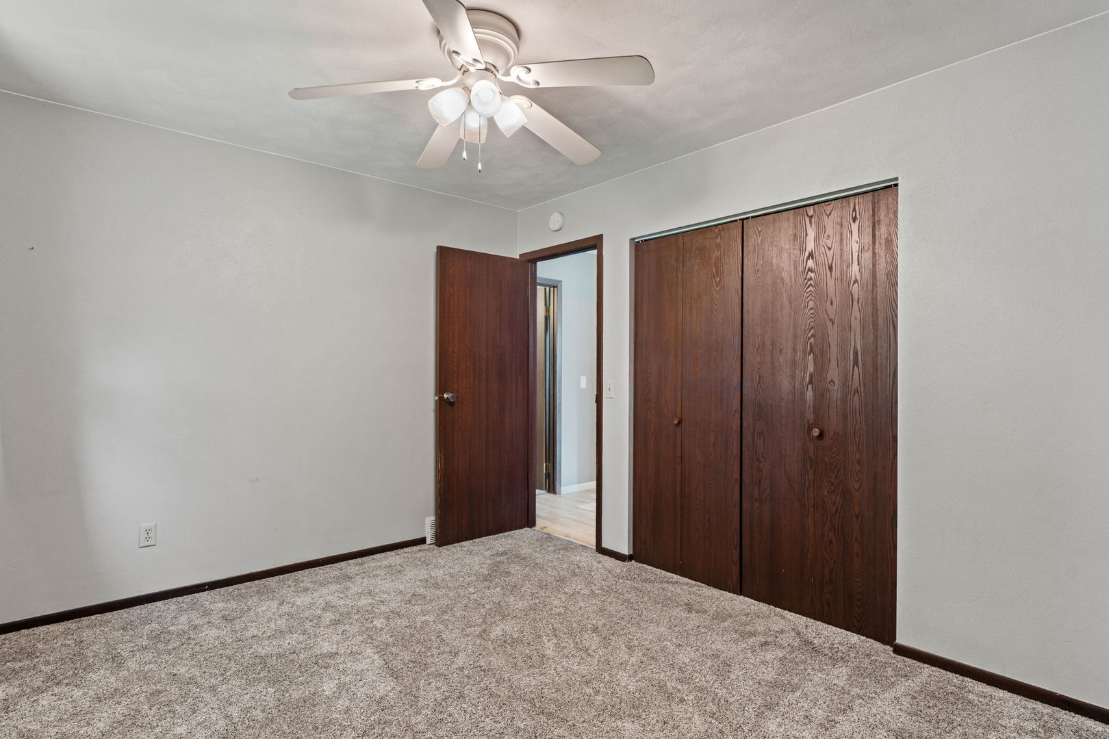 25 Woodcrest Drive Property Photo 21