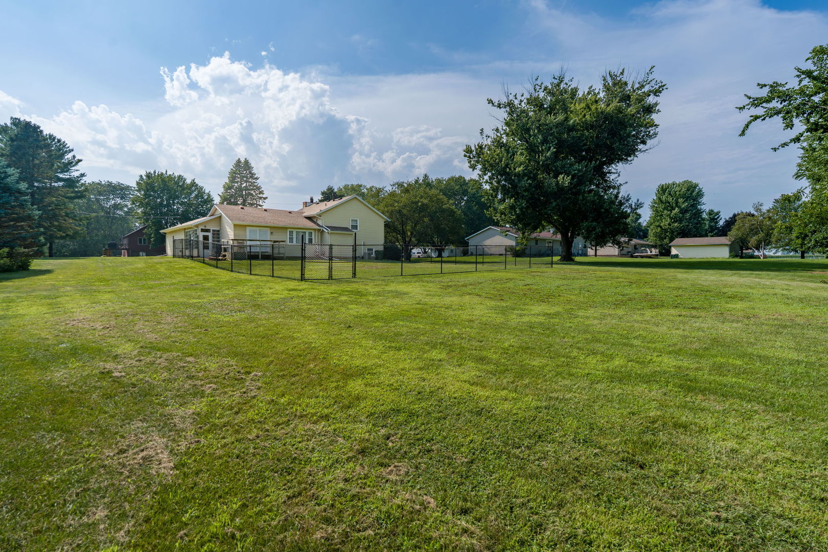 25 Woodcrest Drive Property Photo 29