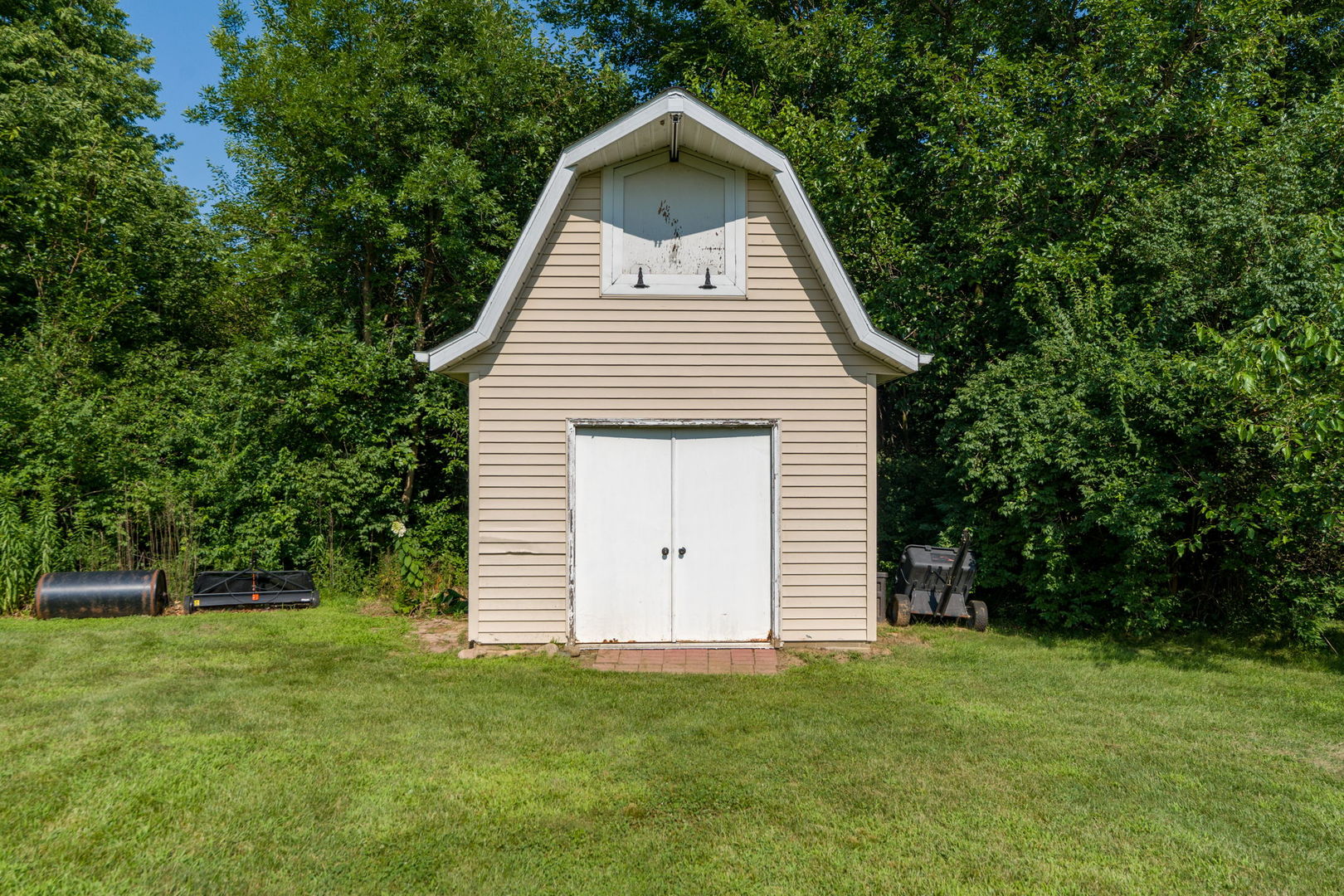 25 Woodcrest Drive Property Photo 33
