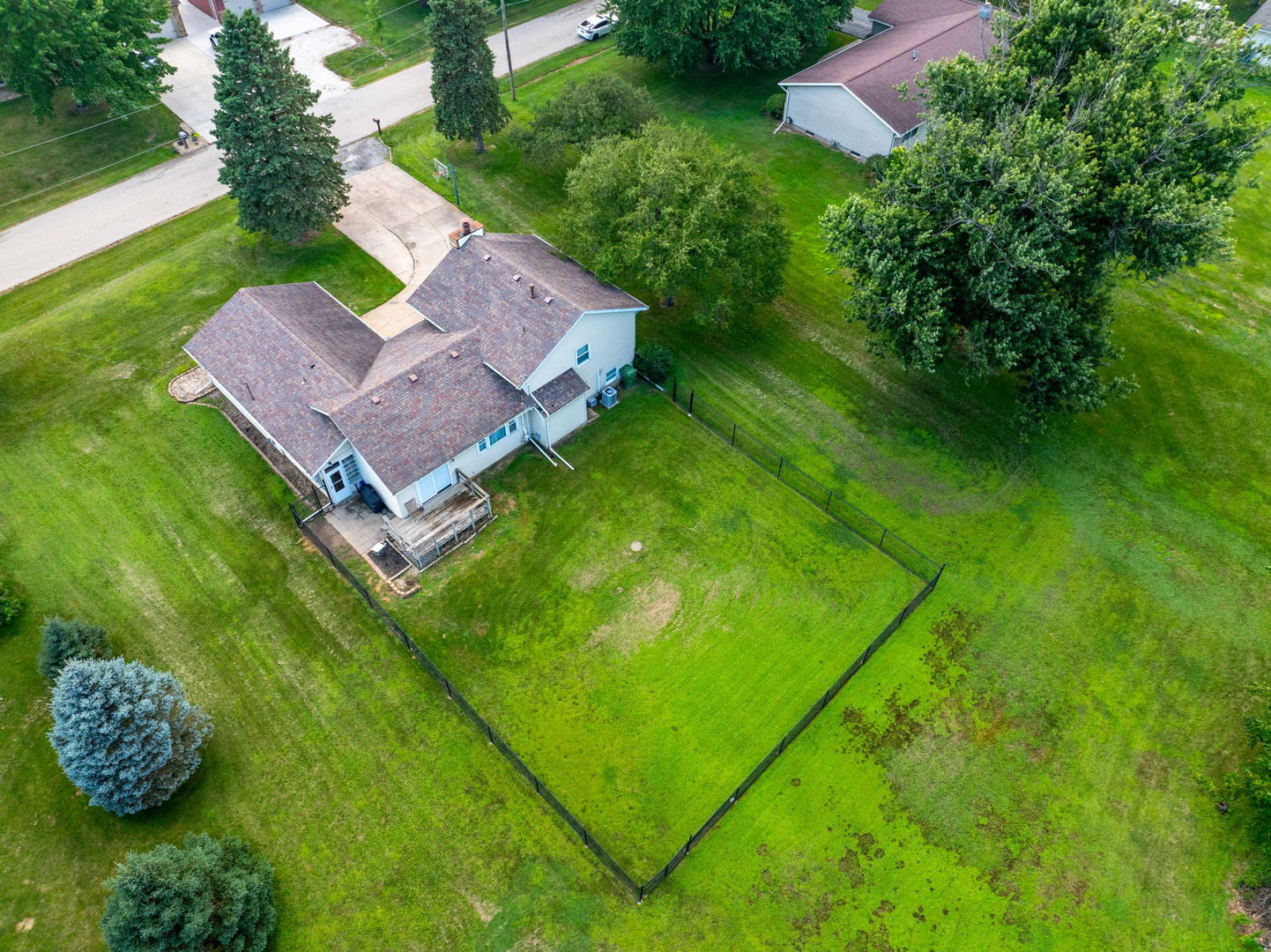 25 Woodcrest Drive Property Photo 43