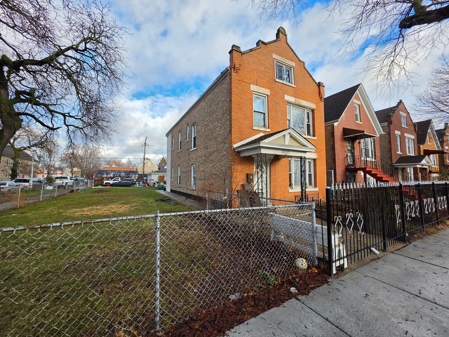 3003 S Kenneth Avenue Property Photo 1