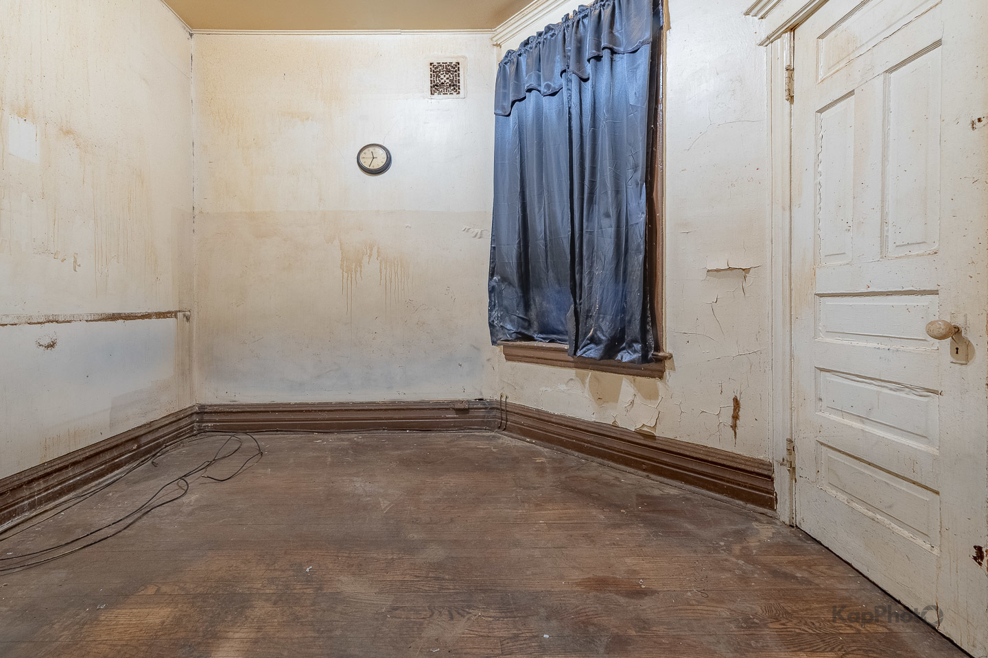 1512 S Sawyer Avenue Property Photo 9