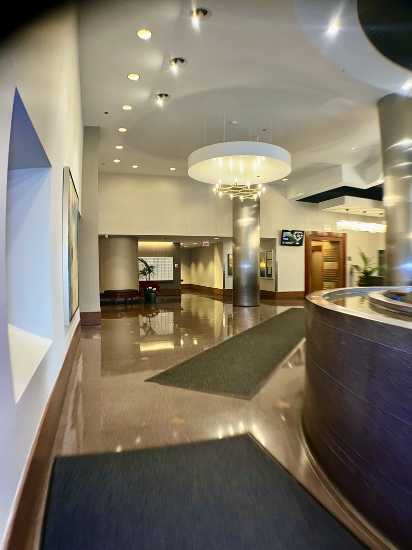 3660 N Lake Shore Drive 2513 Property Photo 4