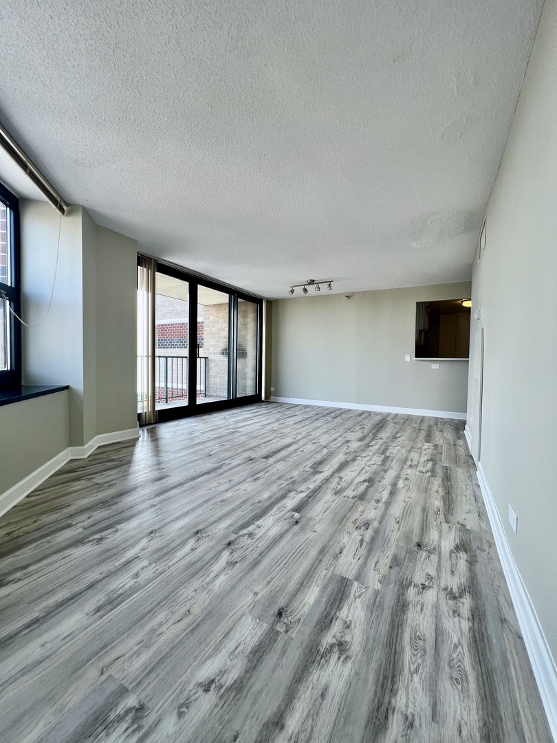 3660 N Lake Shore Drive 2513 Property Photo 32