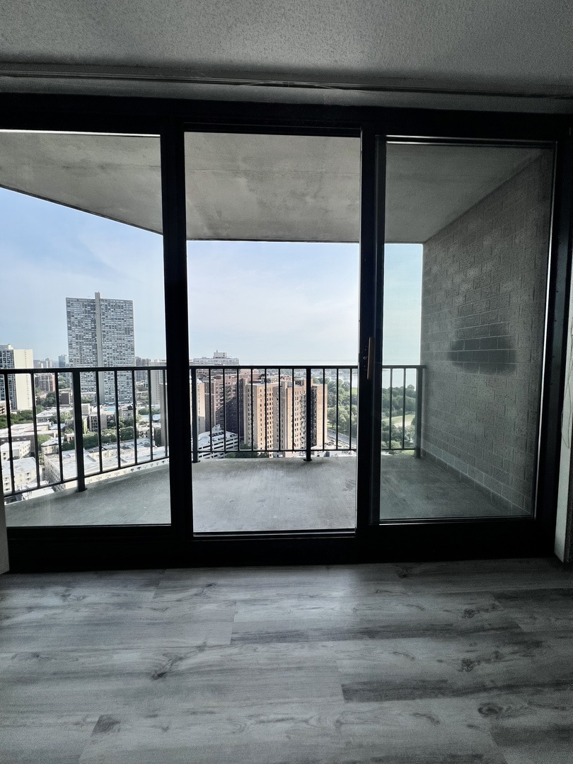 3660 N Lake Shore Drive 2513 Property Photo 33