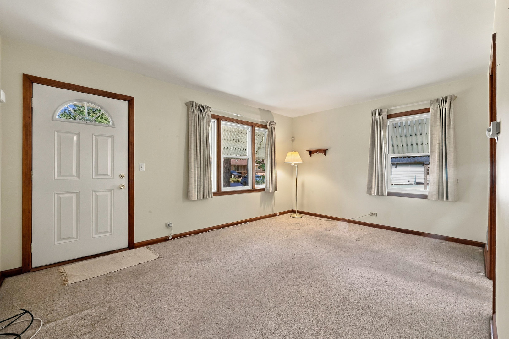 677 Clark Street Property Photo 7