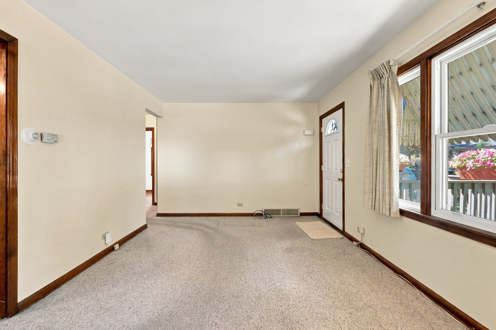 677 Clark Street Property Photo 8