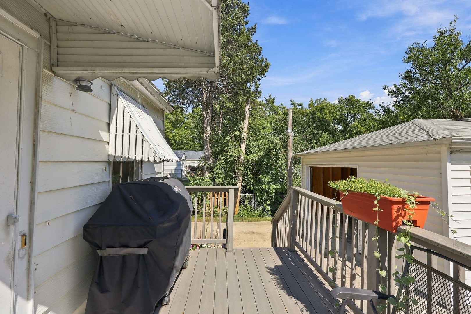 677 Clark Street Property Photo 39