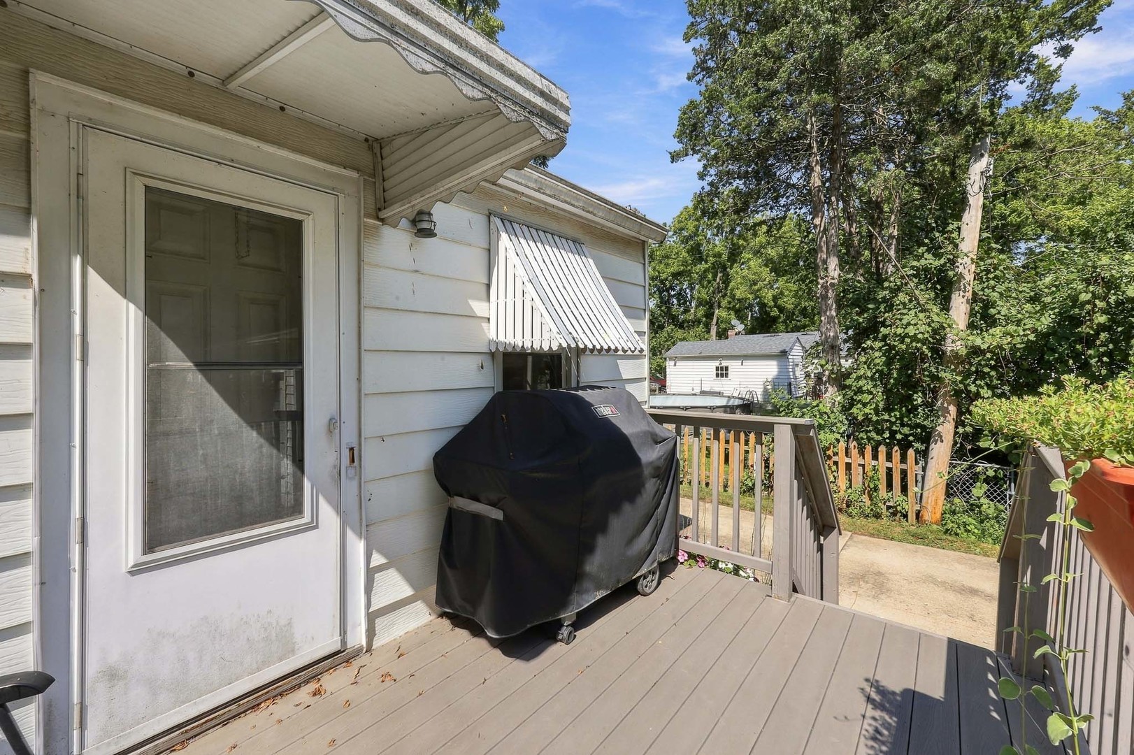 677 Clark Street Property Photo 40
