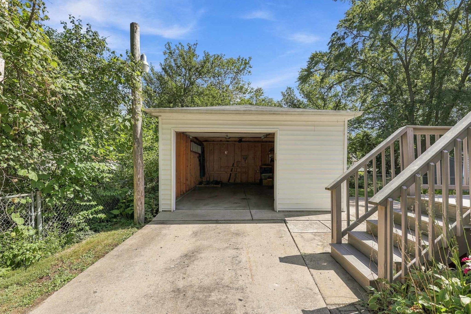 677 Clark Street Property Photo 41