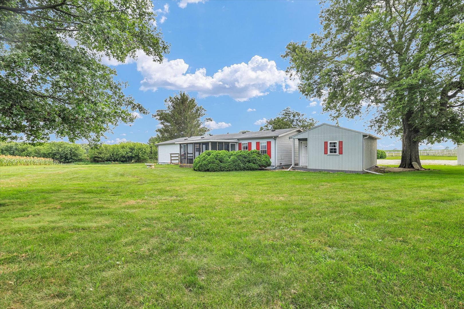 425 County Road 1575 Property Photo 10