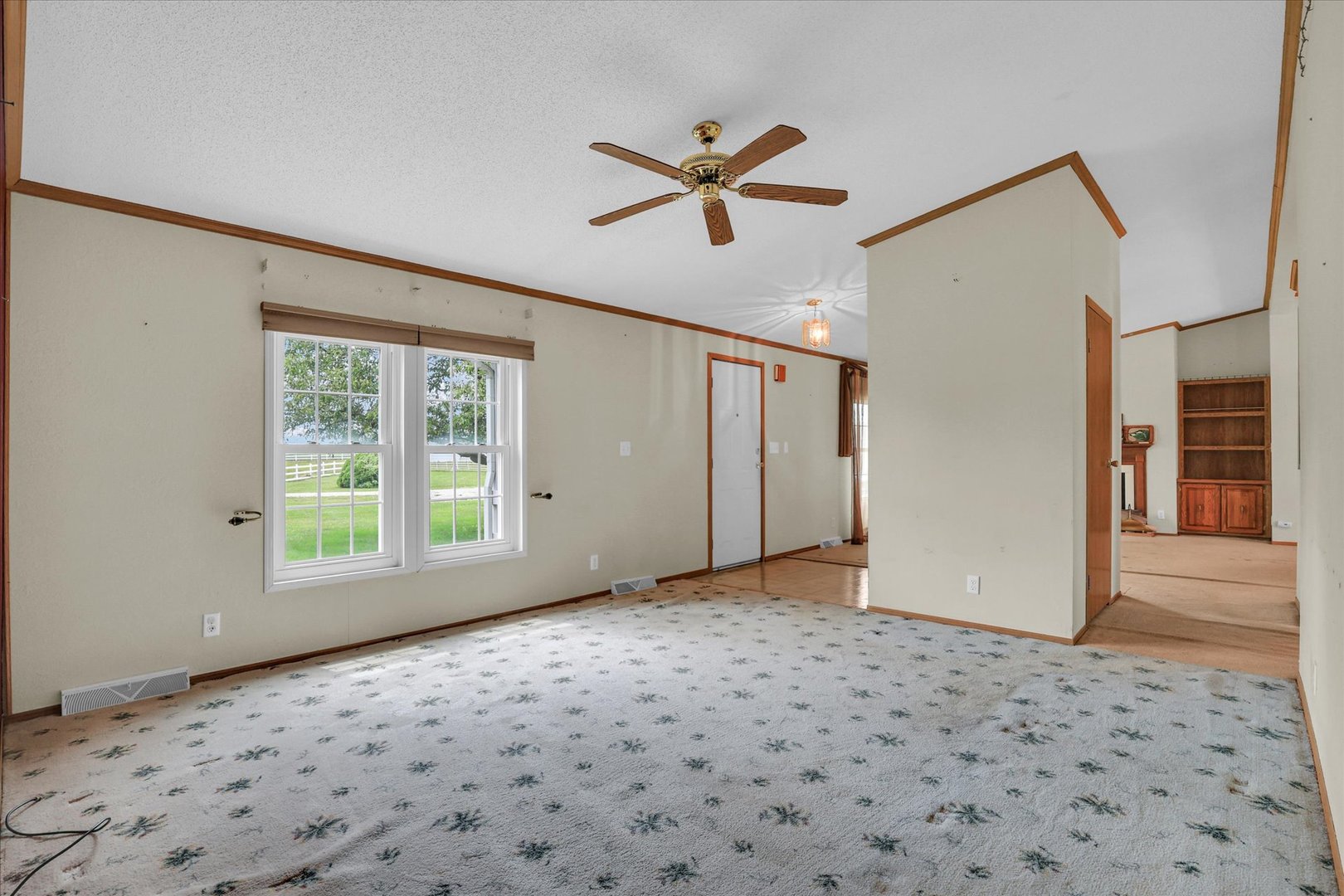 425 County Road 1575 Property Photo 29