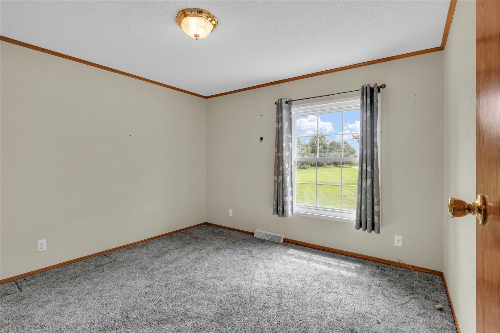425 County Road 1575 Property Photo 33