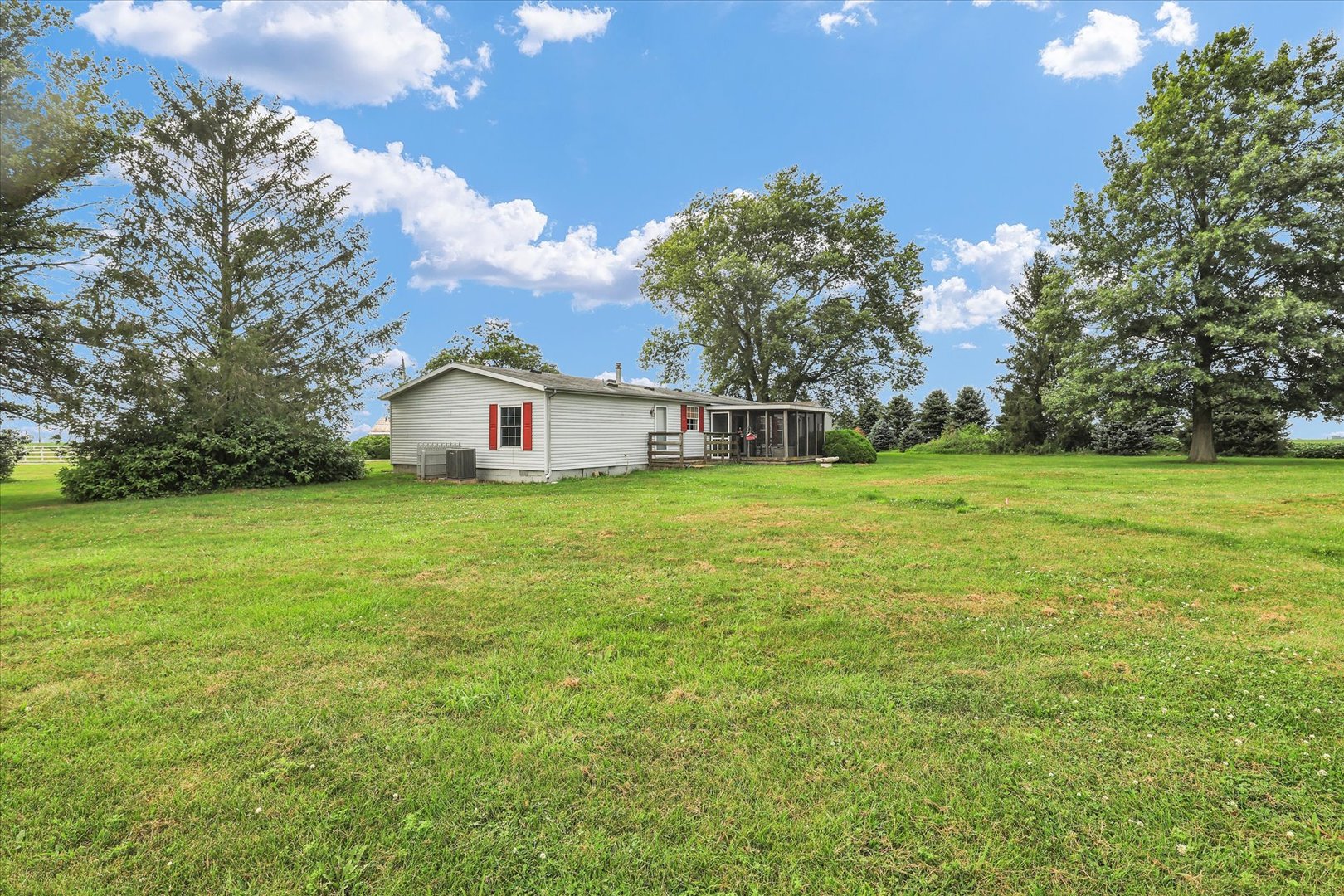 425 County Road 1575 Property Photo 43
