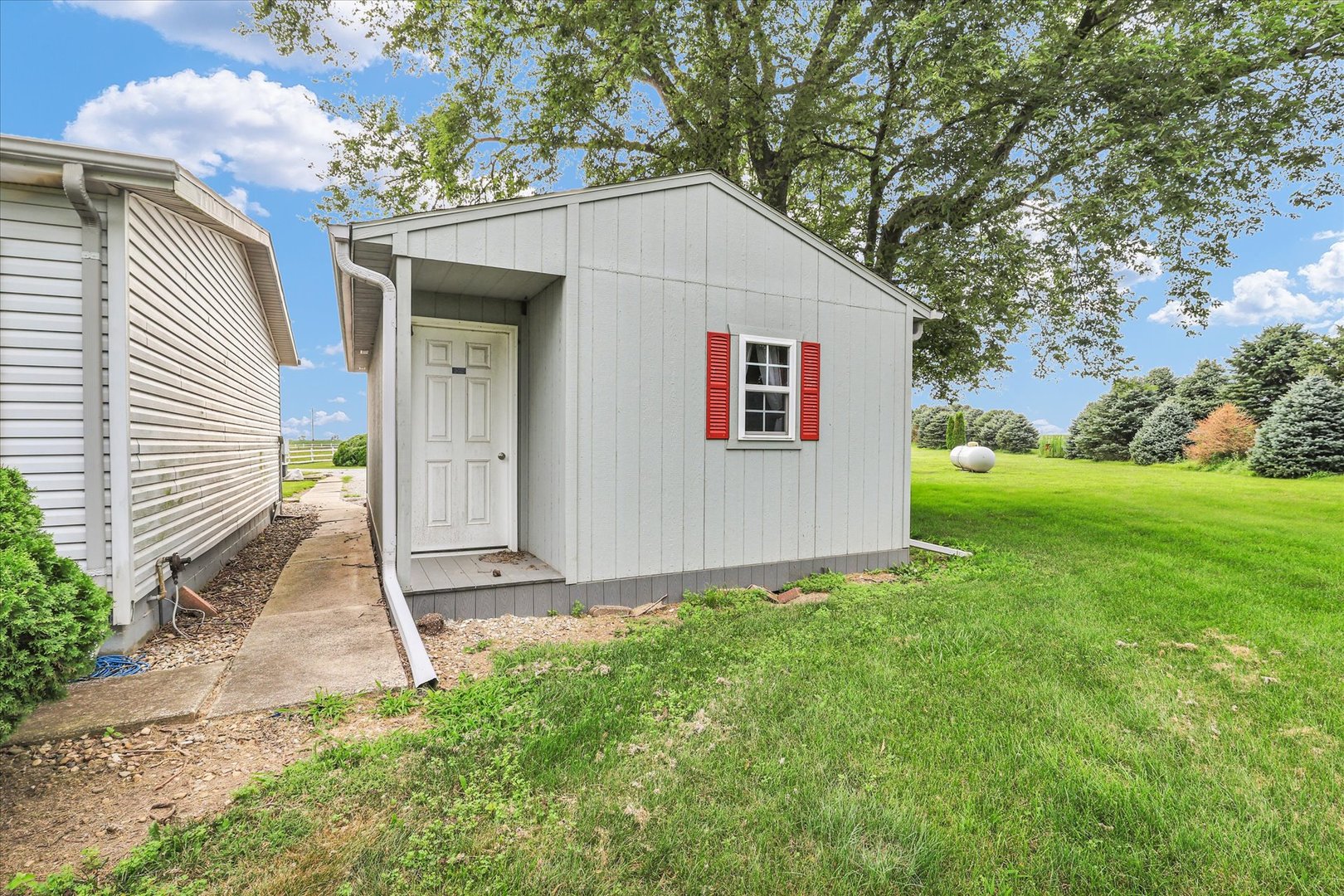 425 County Road 1575 Property Photo 45