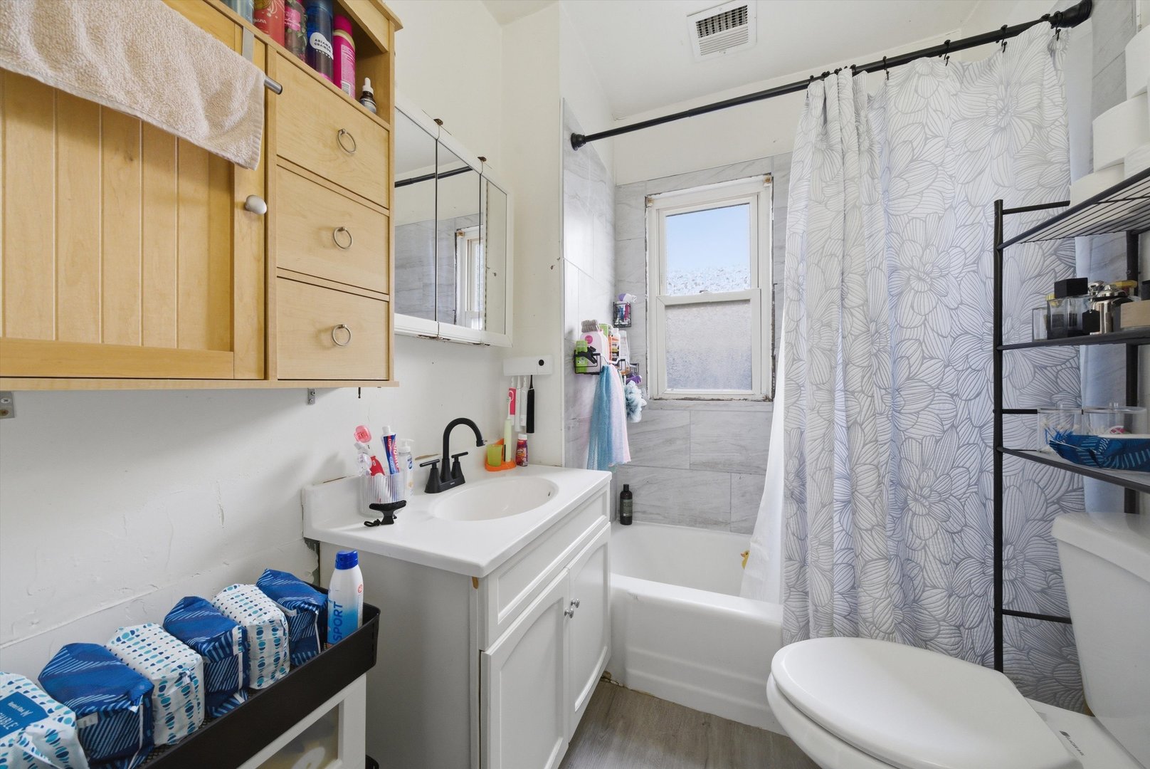 3607 S 55th Court Property Photo 6