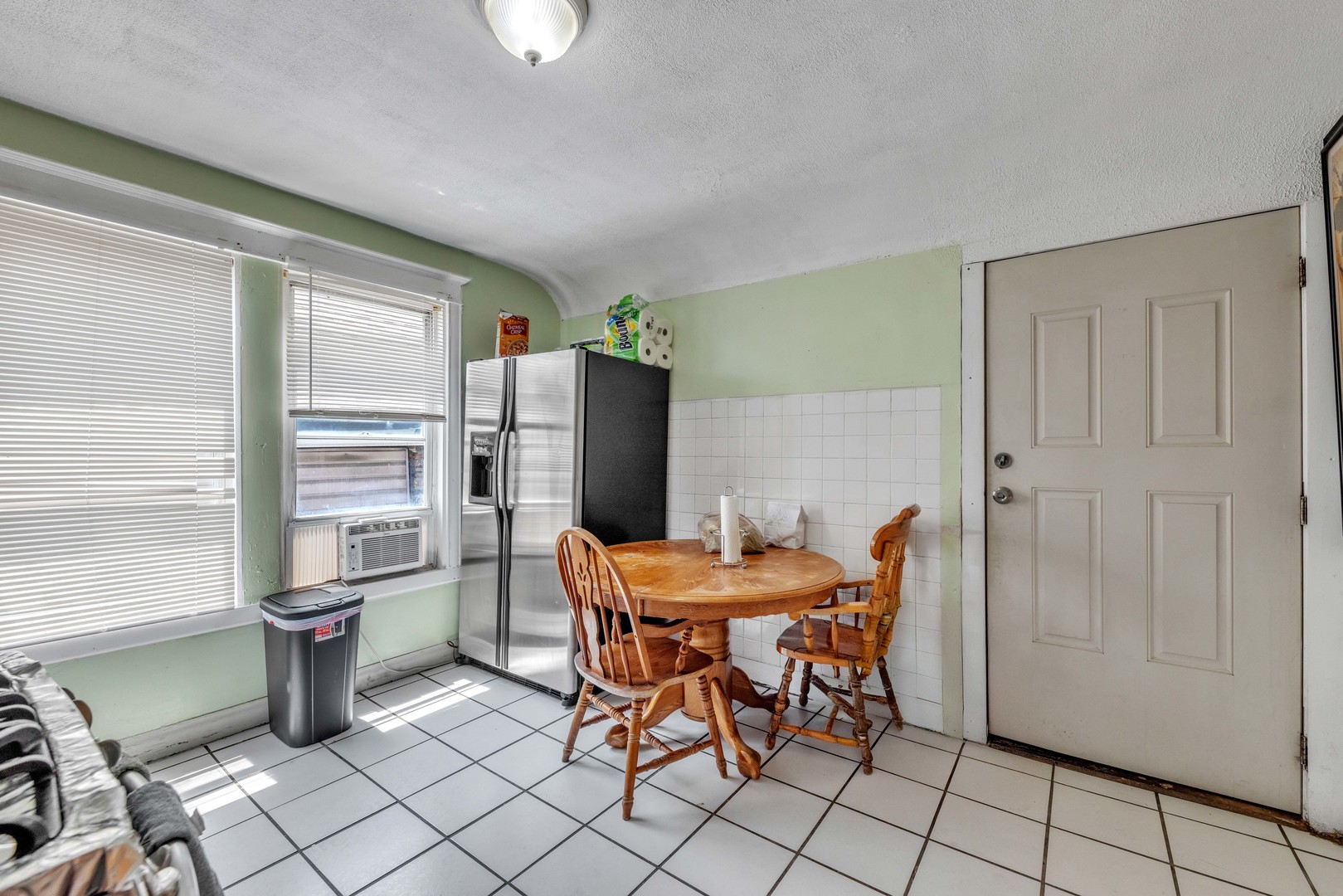 3031 S Central Park Avenue Property Photo 12
