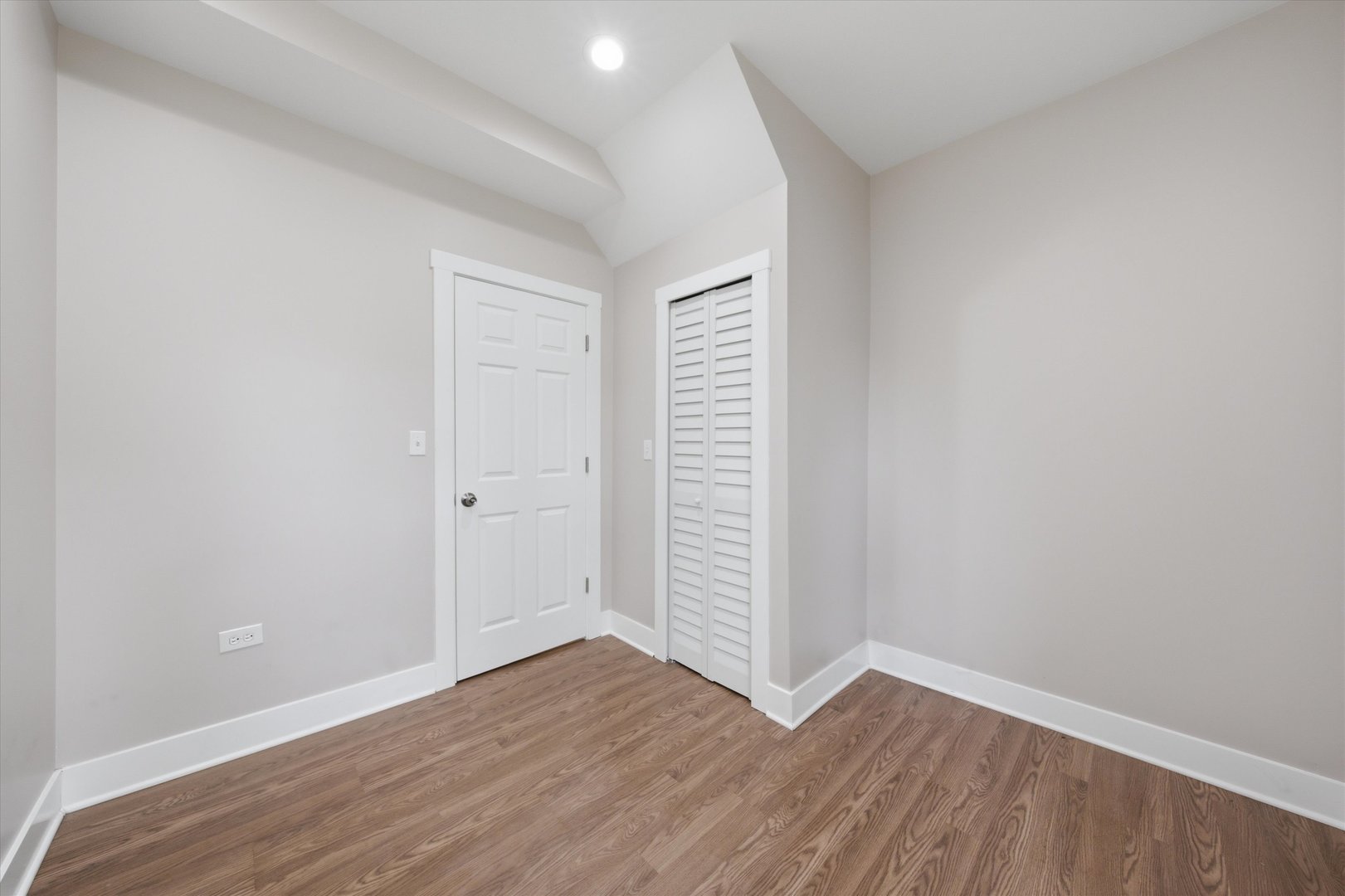 12206 S Union Avenue Property Photo 6