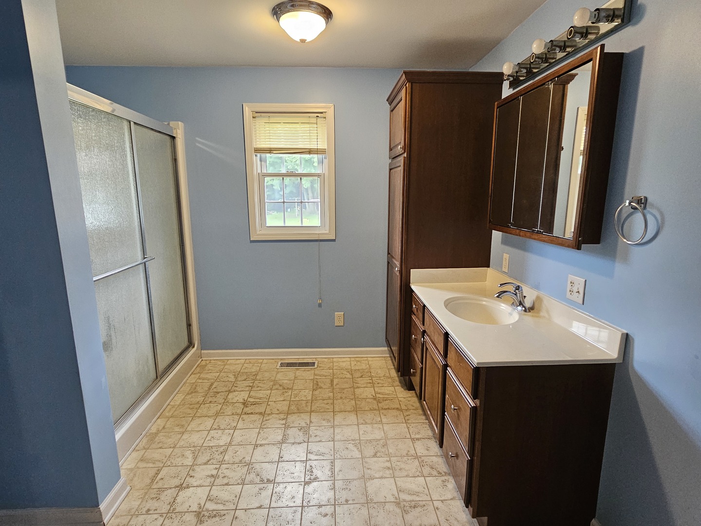 210 Dorris Drive Property Photo 14