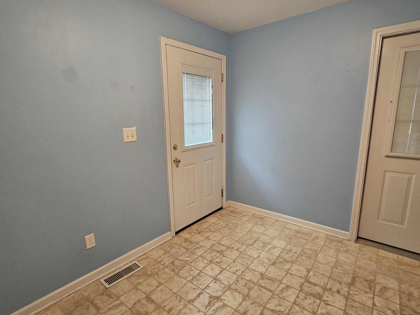 210 Dorris Drive Property Photo 17