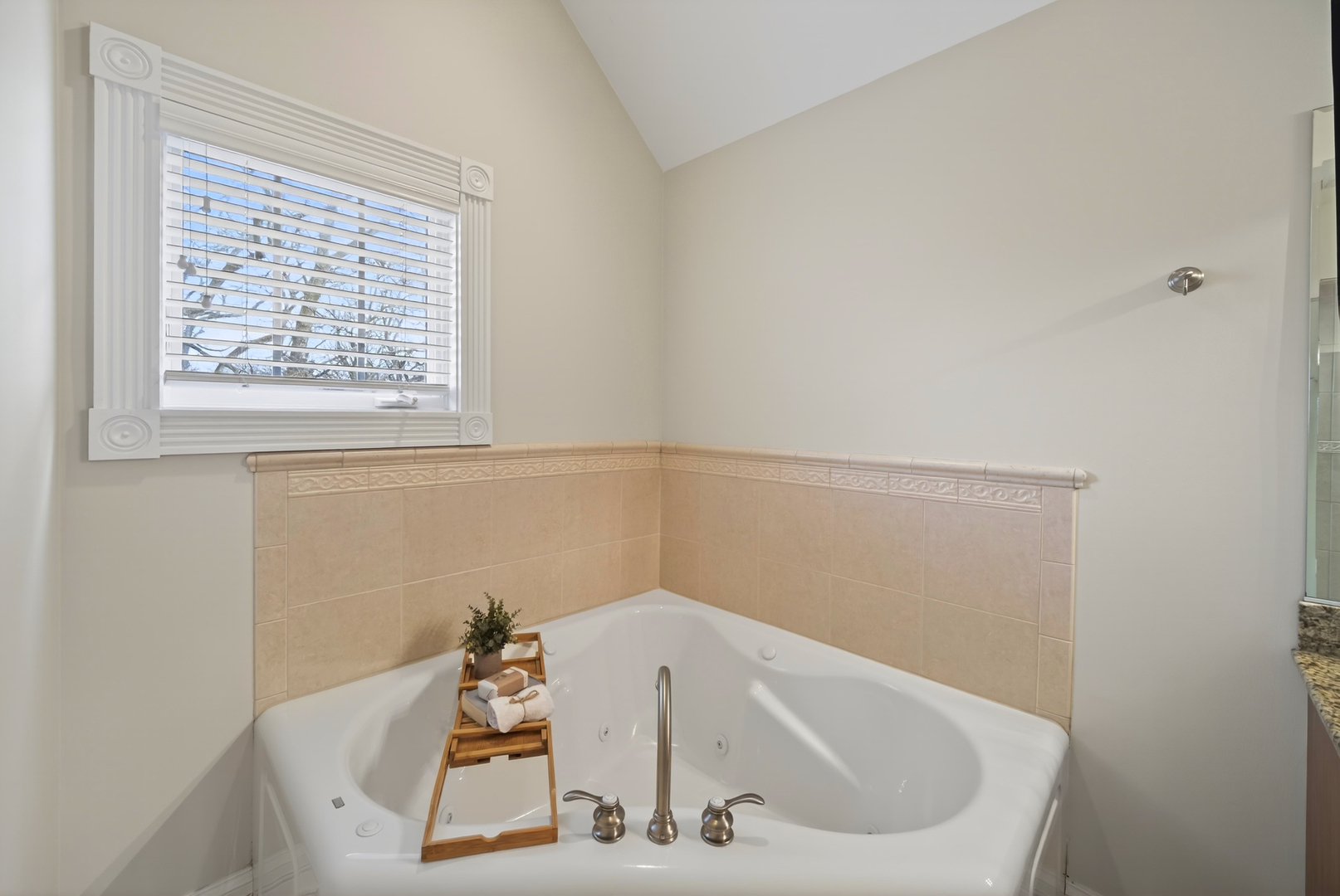 70 Forest Avenue Property Photo 53