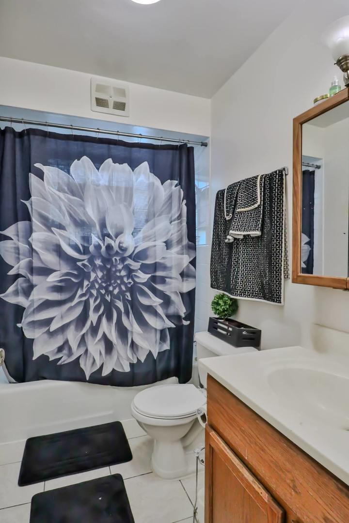18320 Cherry Creek Drive 2 Property Photo 18