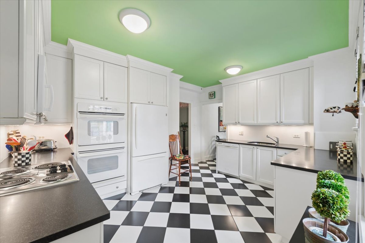1501 Hinman Avenue 4b Property Photo 19