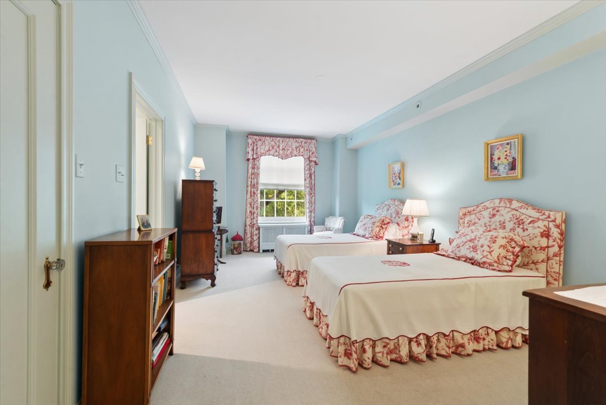 1501 Hinman Avenue 4b Property Photo 28