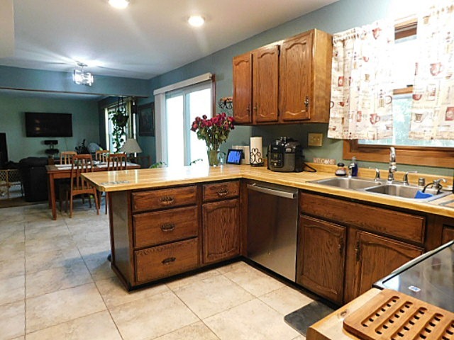 12710382 Property Photo 7