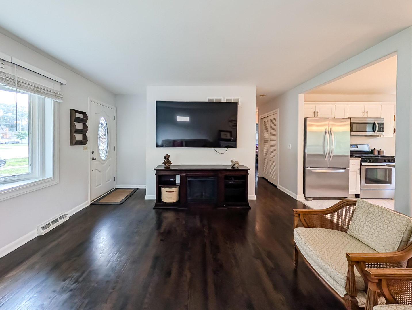 1005 E Irving Park Road Property Photo 11