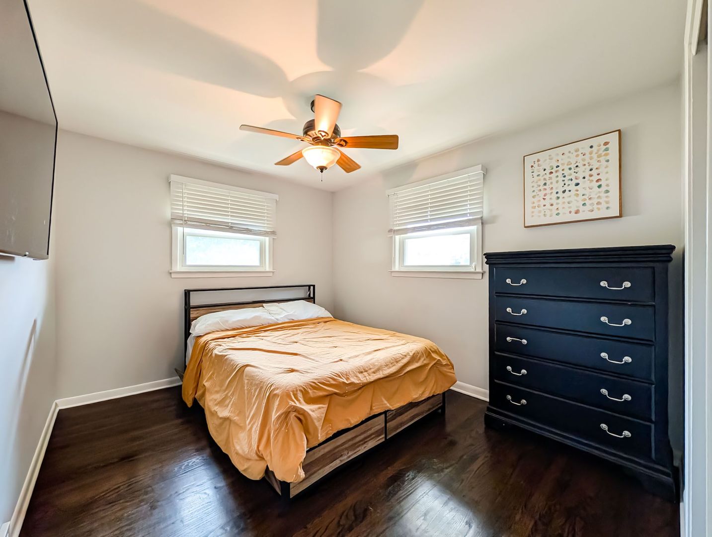 1005 E Irving Park Road Property Photo 33