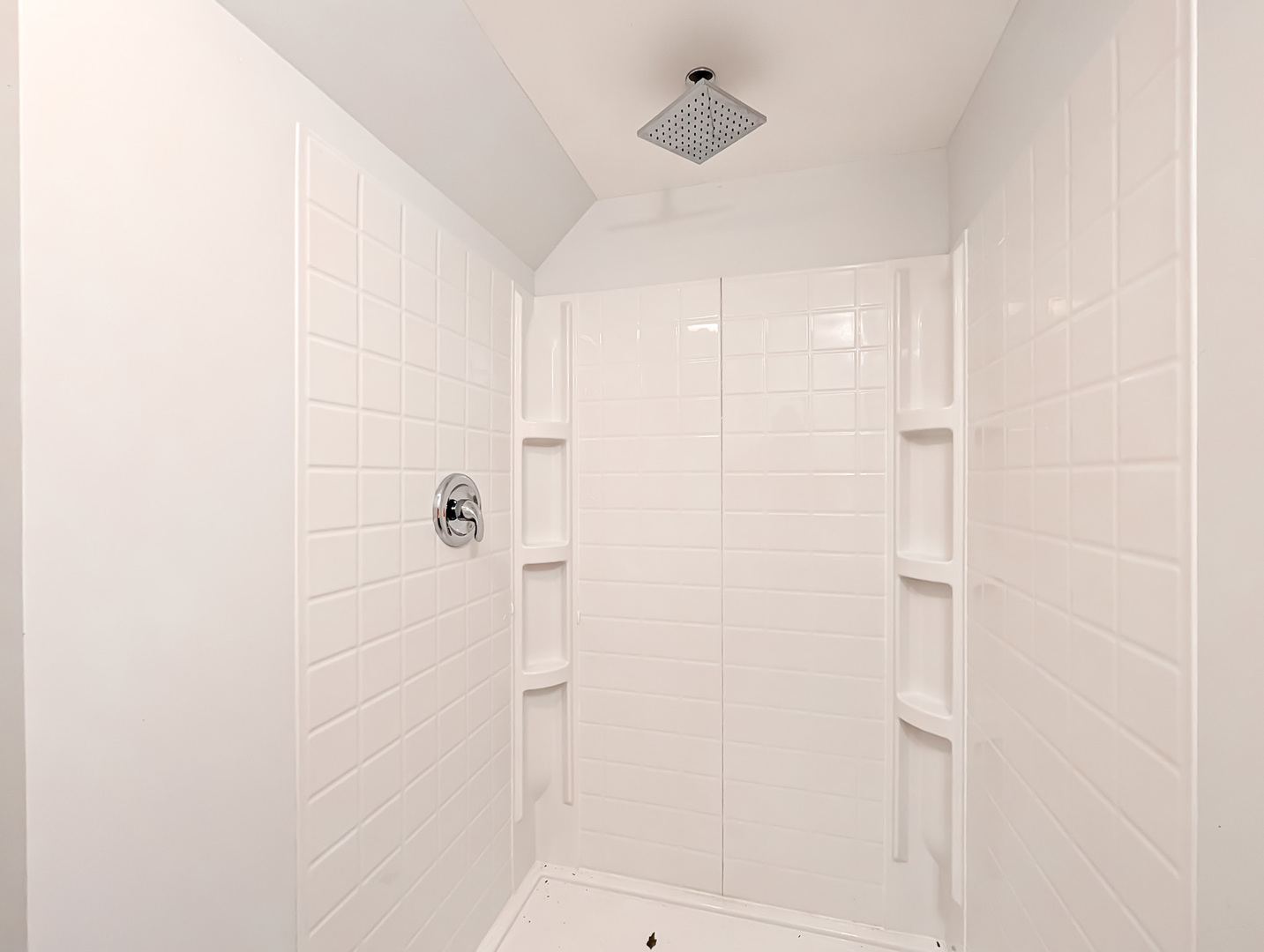 1005 E Irving Park Road Property Photo 42