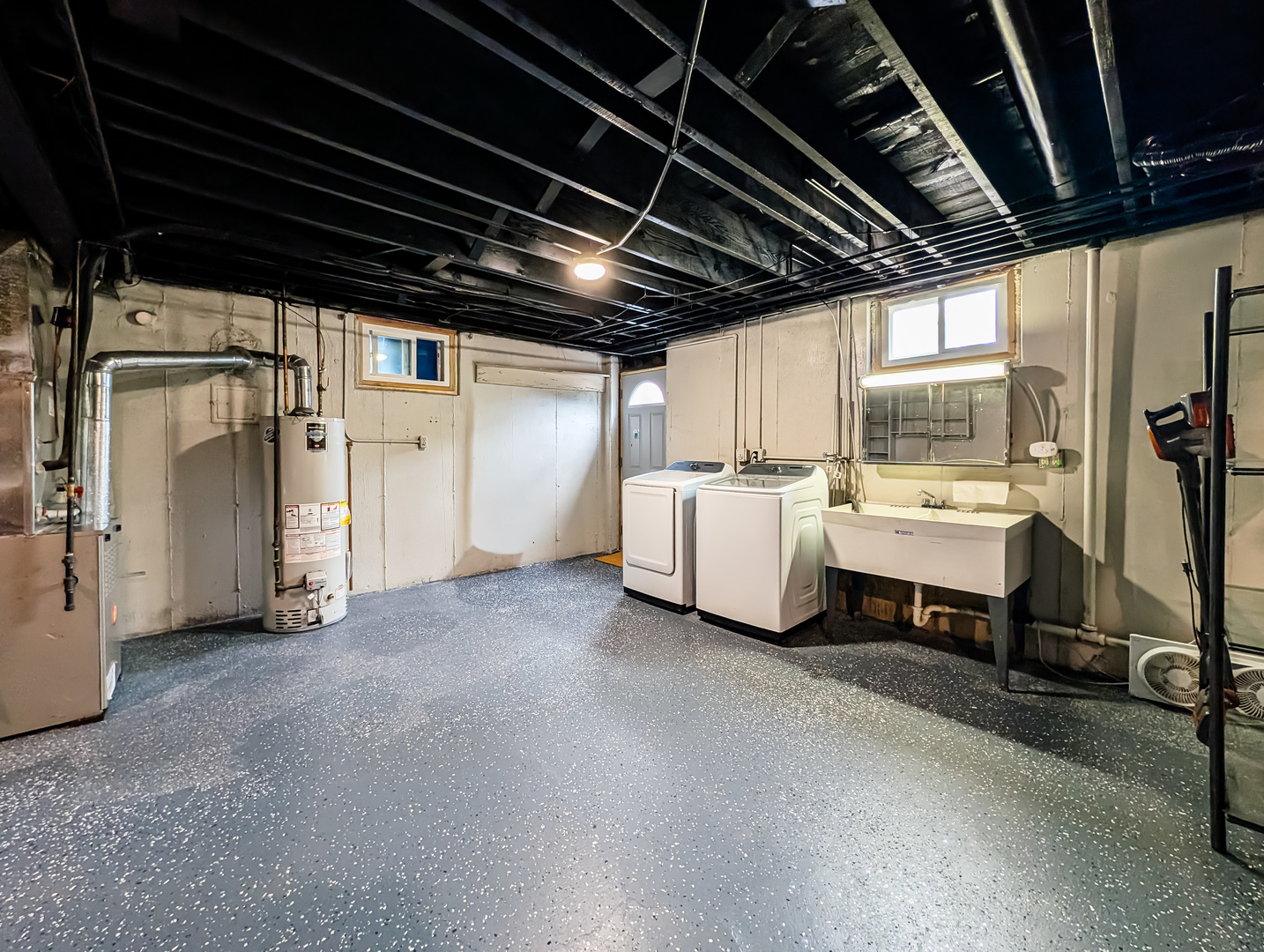 1005 E Irving Park Road Property Photo 44