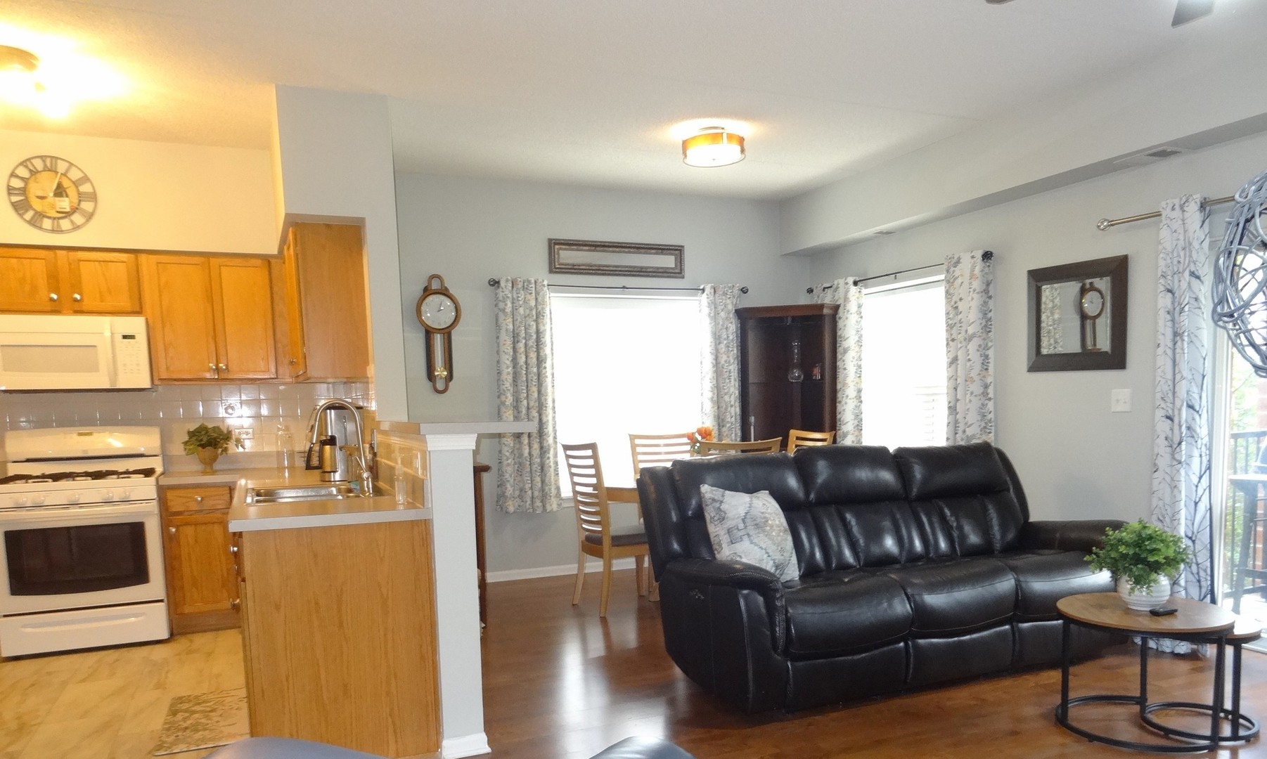 0s099 Lee Court 101 Property Photo 4