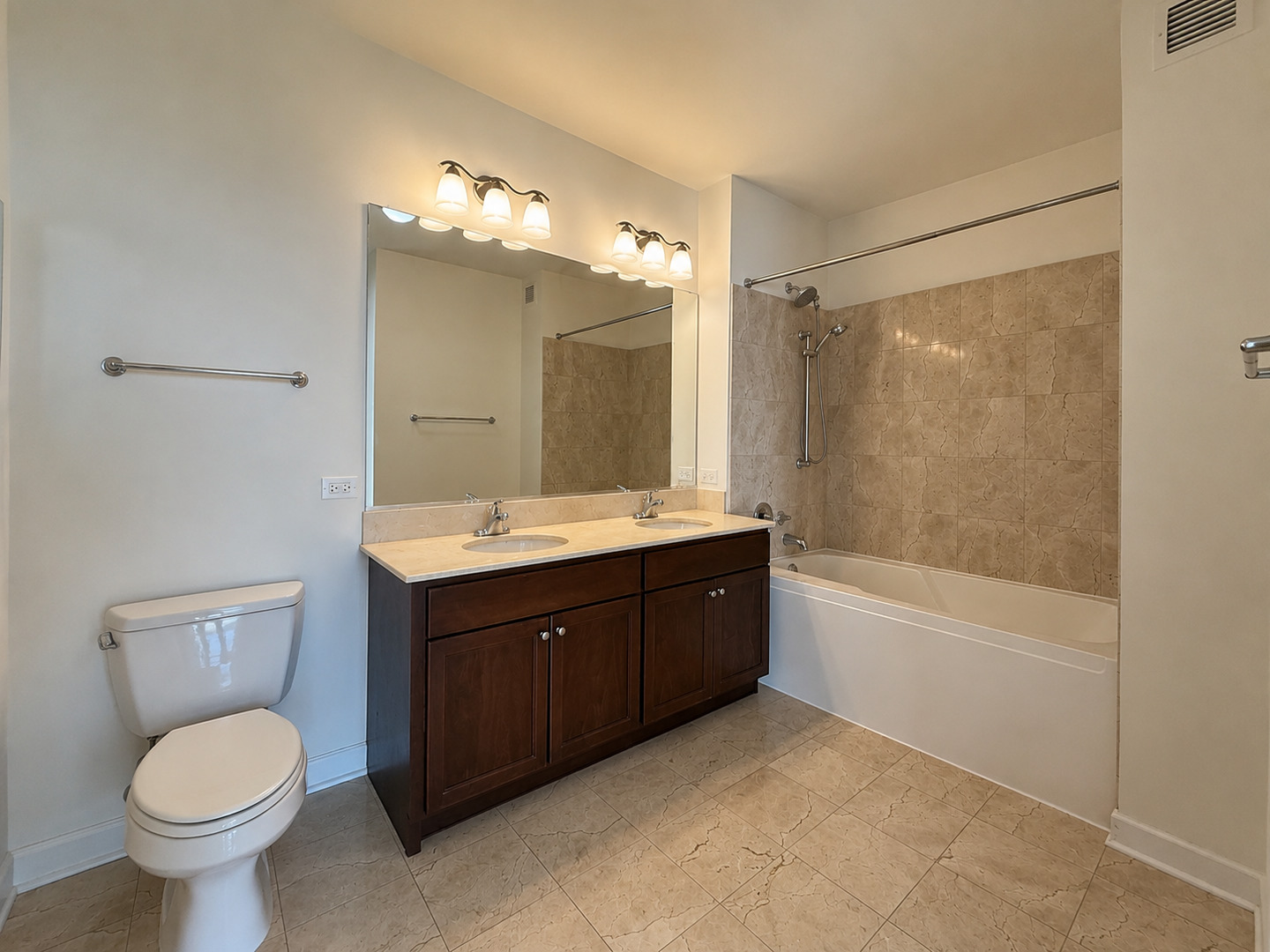 225 N Columbus Drive 7507 Property Photo 10