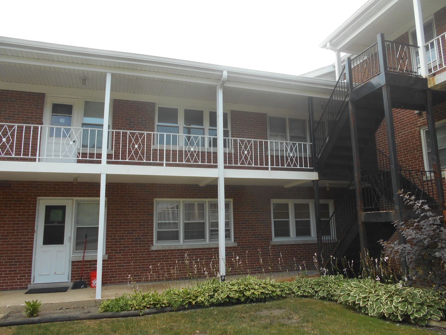 2000 N Parkside Drive 2c Property Photo 2