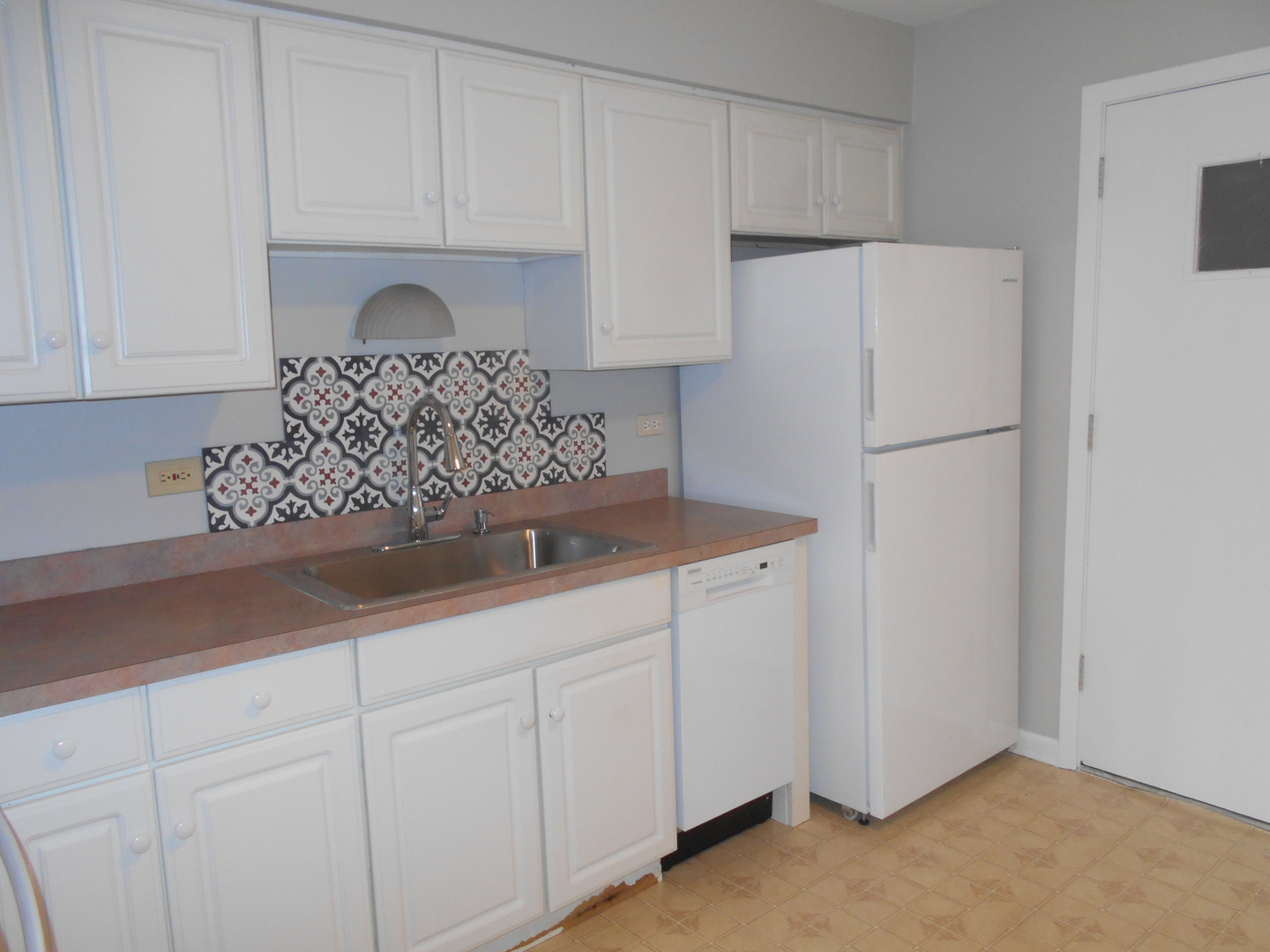 2000 N Parkside Drive 2c Property Photo 9