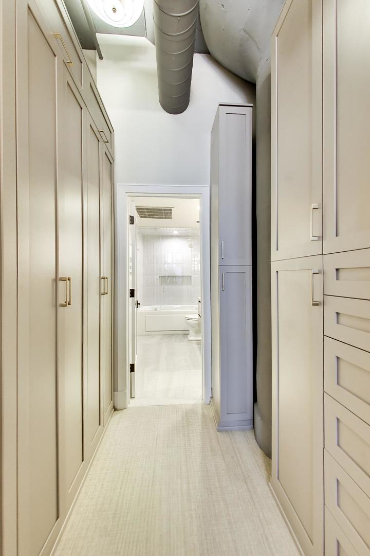 333 W Hubbard Street 617 Property Photo 23