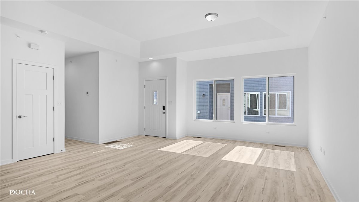 3997 Shoeger Drive Property Photo 3