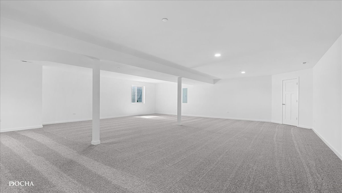 3997 Shoeger Drive Property Photo 24