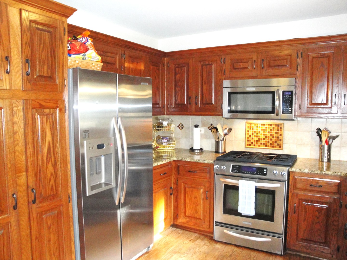 18916 Creekview Lane Property Photo 10