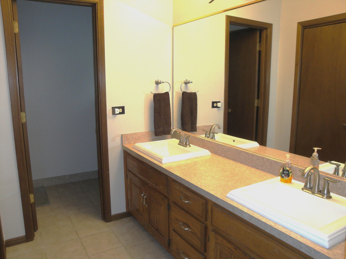 18916 Creekview Lane Property Photo 17