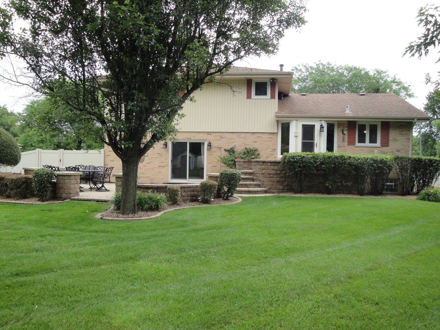 18916 Creekview Lane Property Photo 28
