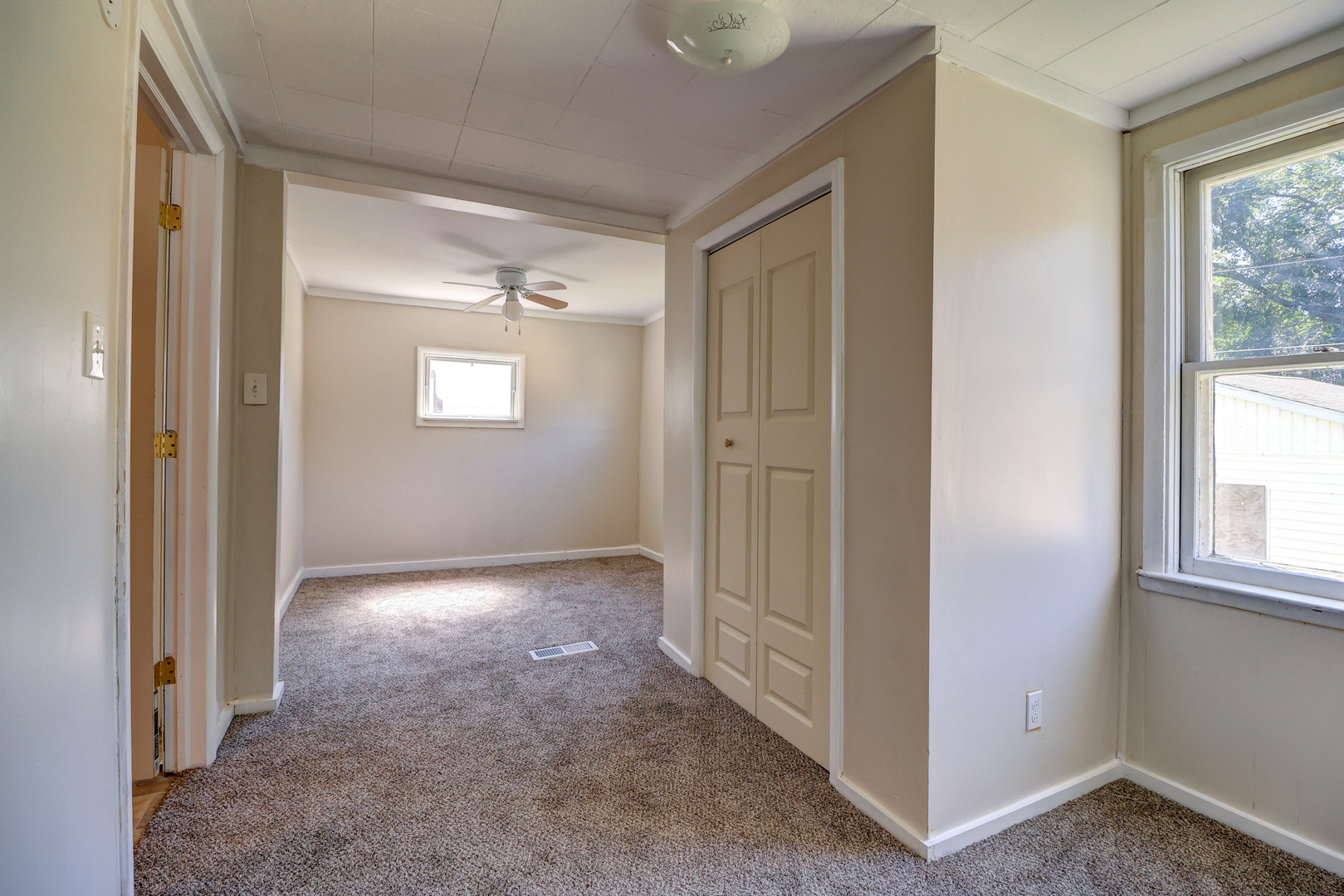 431 2nd Avenue Property Photo 7