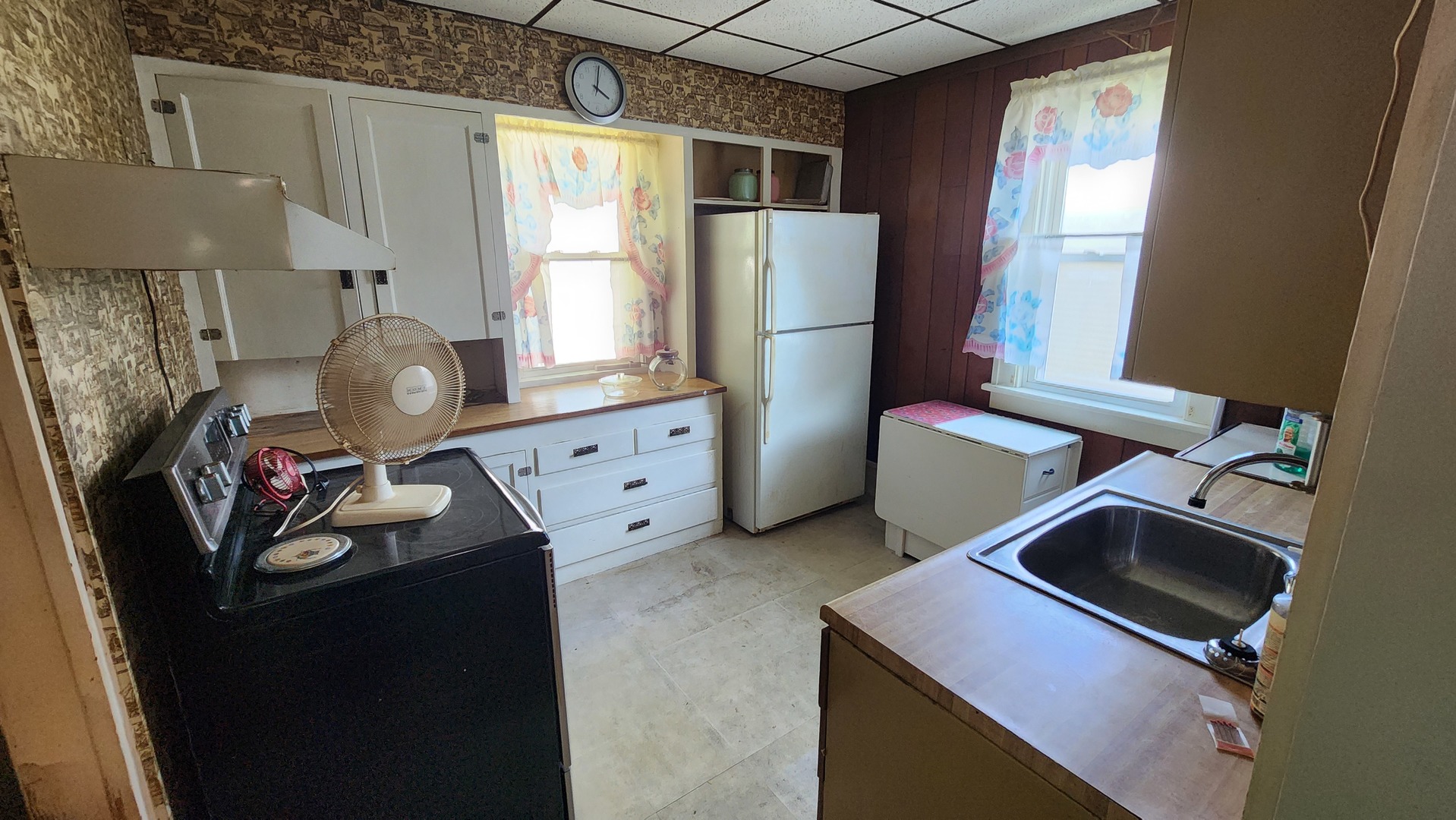1543 26th Street Property Photo 3