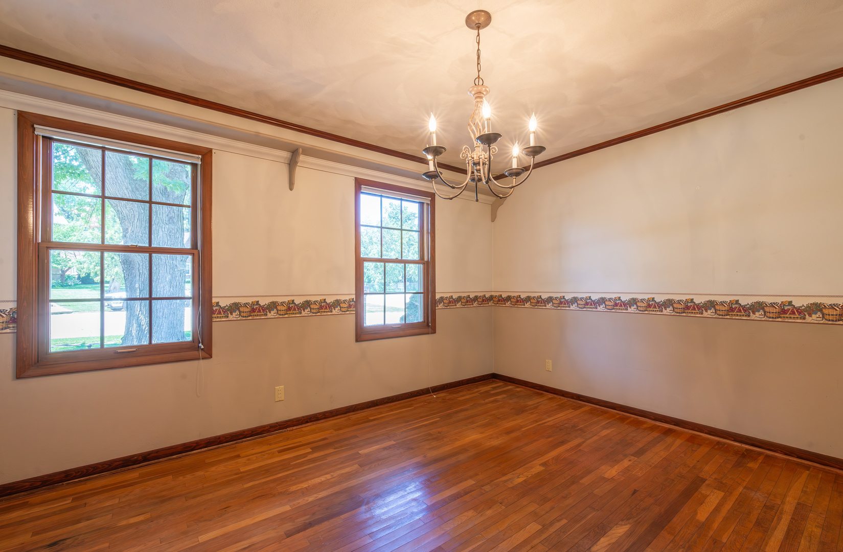 23 Elizabeth Circle Property Photo 9