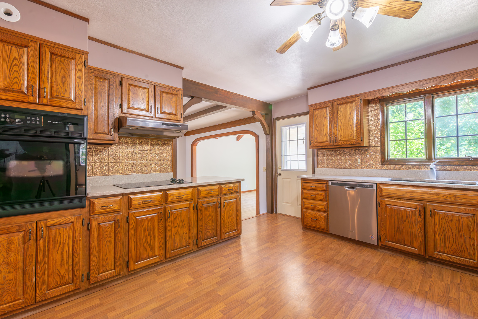 23 Elizabeth Circle Property Photo 14