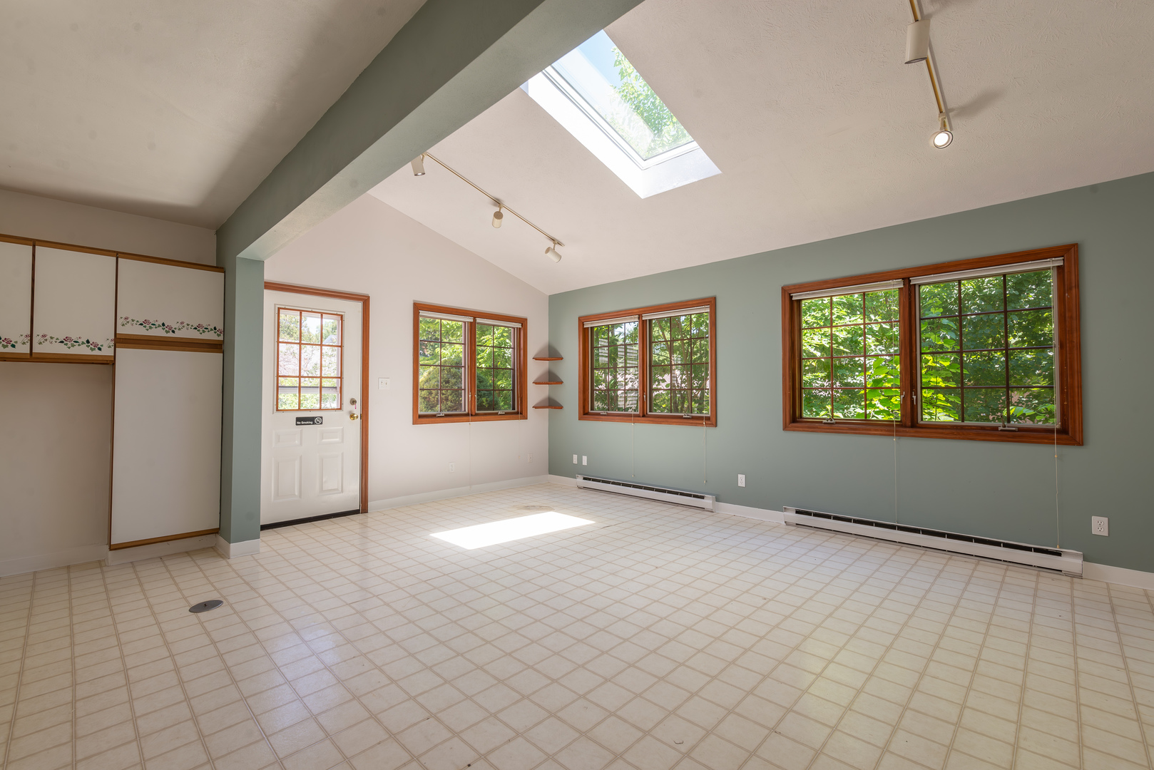 23 Elizabeth Circle Property Photo 24